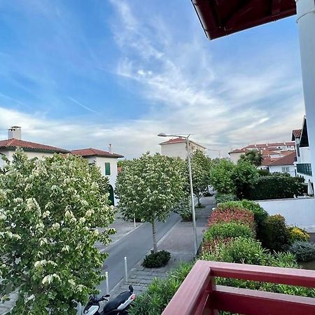 Piscine Et Jacuzzi Loft Ravissant Dans Une Maison Basque アングレット エクステリア 写真