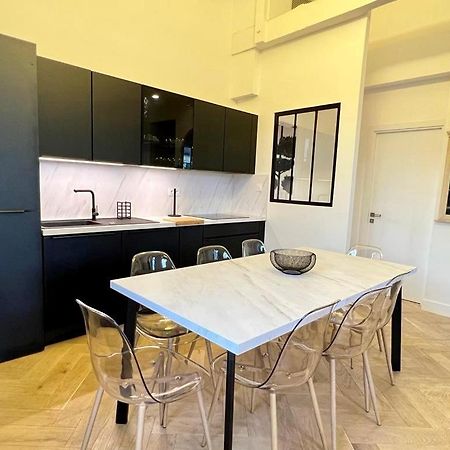 Piscine Et Jacuzzi Loft Ravissant Dans Une Maison Basque アングレット エクステリア 写真